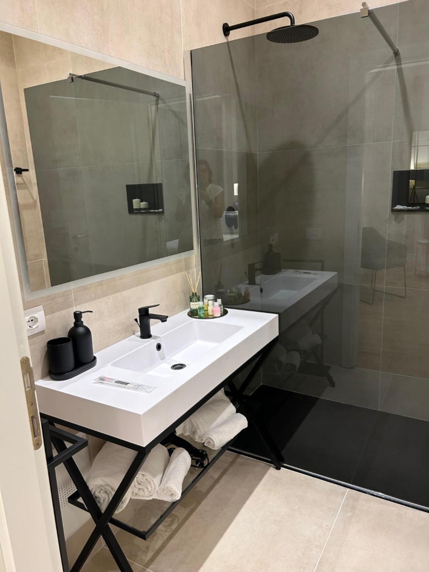Hotel Casa Lounge Costituzione Cagliari Exteriér fotografie