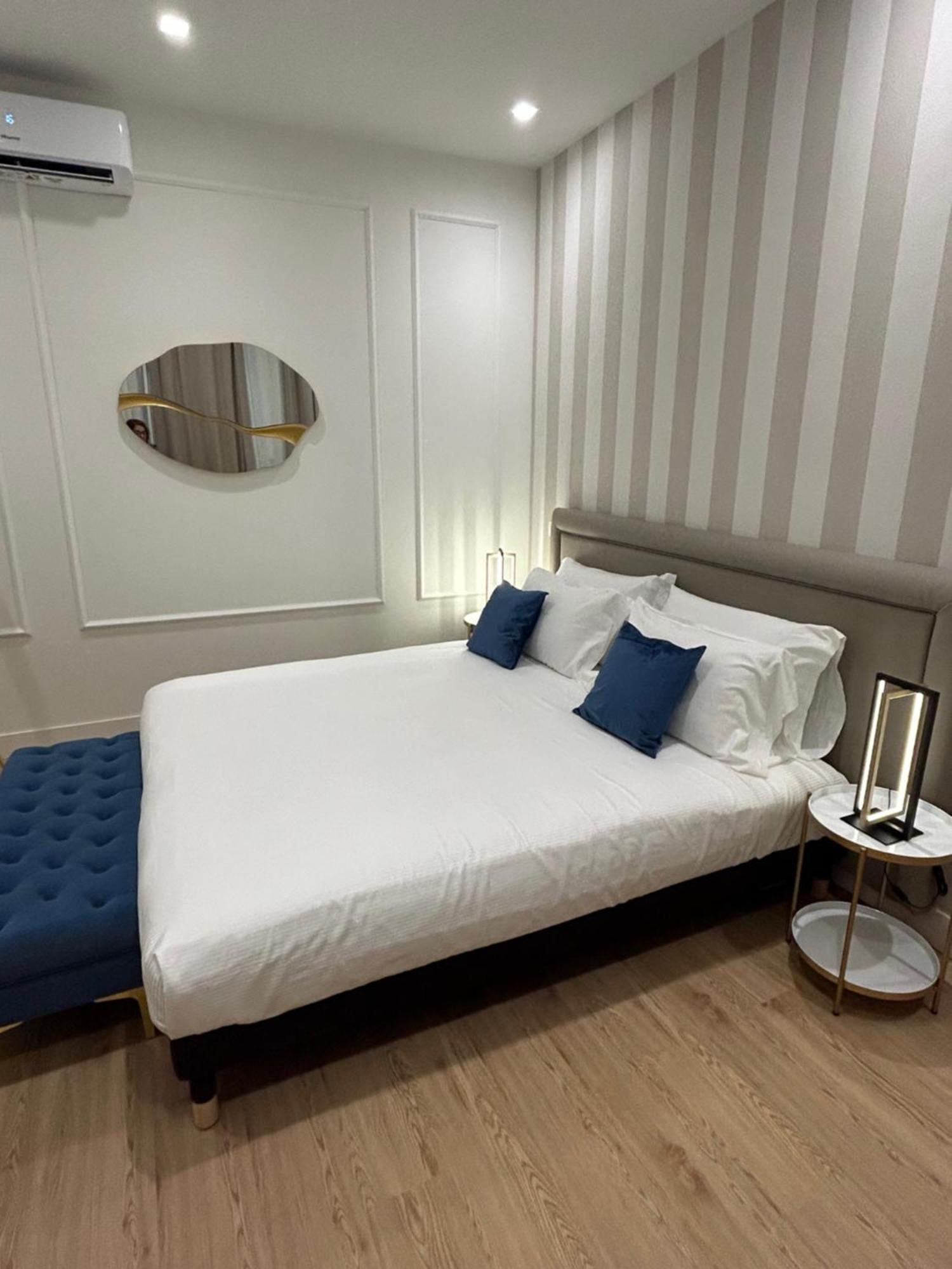 Hotel Casa Lounge Costituzione Cagliari Exteriér fotografie